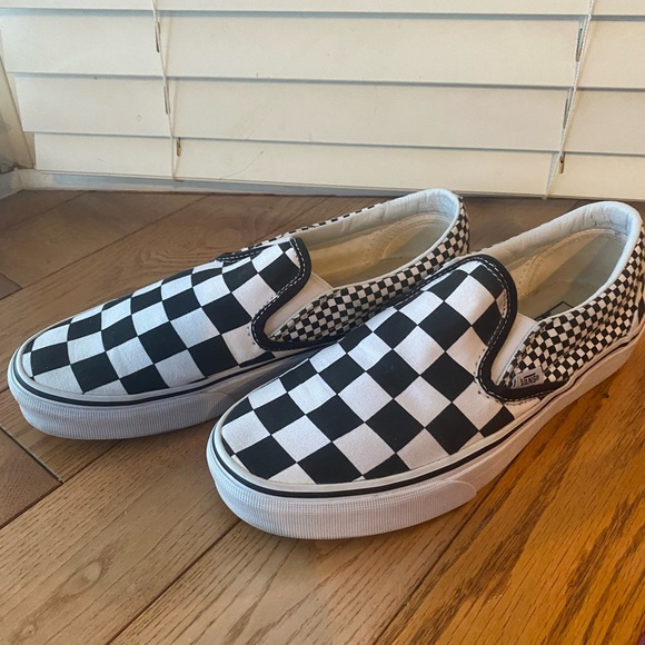 Vans off the wall Size 9
Good condition - Picture 3 of 6